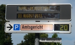 Hinweisschild_Parkplätze